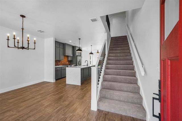 910 4th St, Elgin, OK 73538