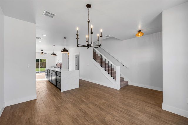 910 4th St, Elgin, OK 73538