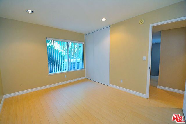 10051 Valley Circle Boulevard 6, Chatsworth (los Angeles), CA 91311