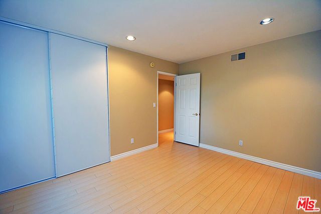 10051 Valley Circle Boulevard 6, Chatsworth (los Angeles), CA 91311