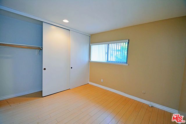 10051 Valley Circle Boulevard 6, Chatsworth (los Angeles), CA 91311