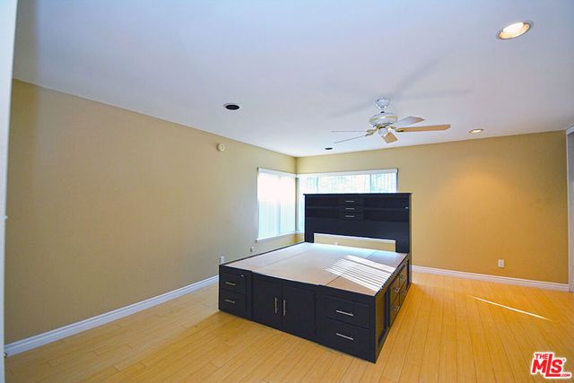 10051 Valley Circle Boulevard 6, Chatsworth (los Angeles), CA 91311