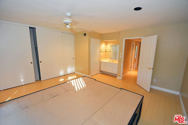 10051 Valley Circle Boulevard 6, Chatsworth (los Angeles), CA 91311