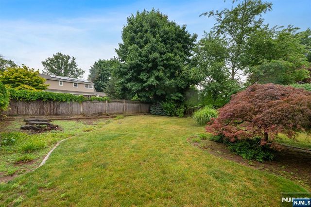 14 Poplar Street, Dumont, NJ 07628