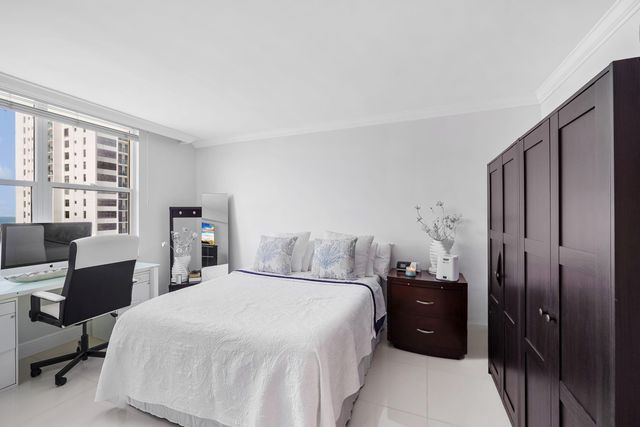 2501 S OCEAN Drive 939, Hollywood, FL 33019