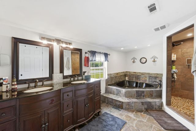296 Kirtley Road, Branson, MO 65616