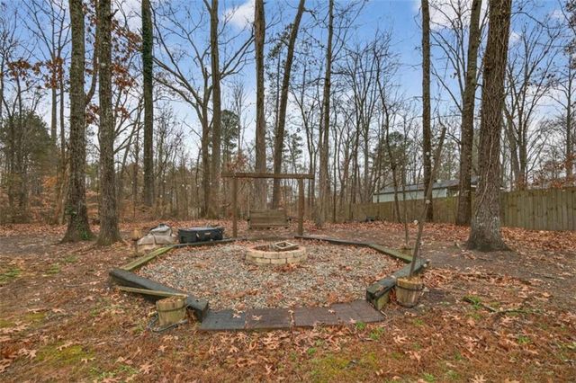 133 Asbury Lane, Hiram, GA 30141