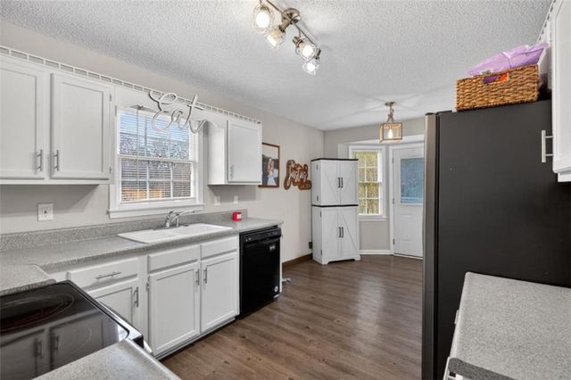 133 Asbury Lane, Hiram, GA 30141