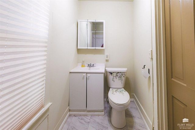 206 Ash Street, Wamego, KS 66547