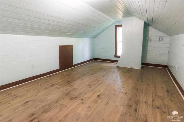 206 Ash Street, Wamego, KS 66547