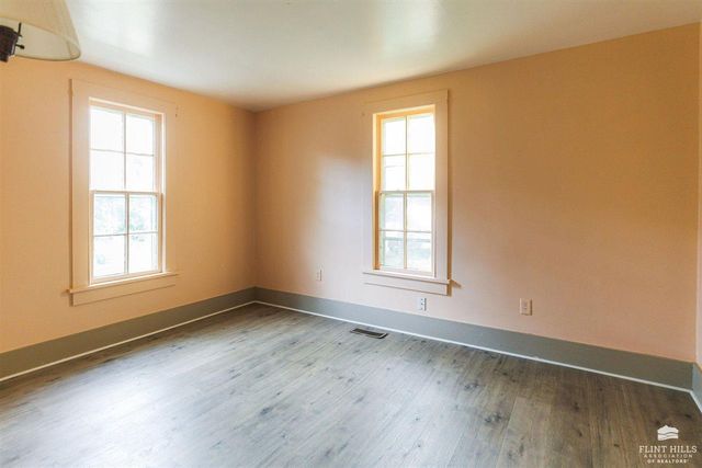 206 Ash Street, Wamego, KS 66547