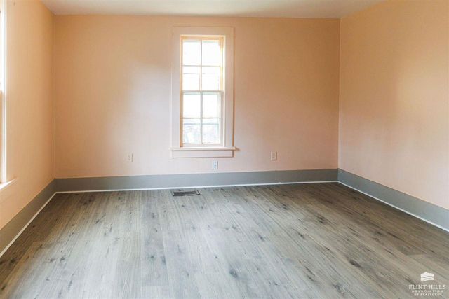 206 Ash Street, Wamego, KS 66547