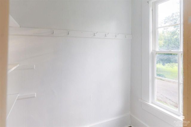 206 Ash Street, Wamego, KS 66547