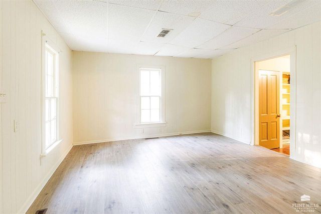 206 Ash Street, Wamego, KS 66547