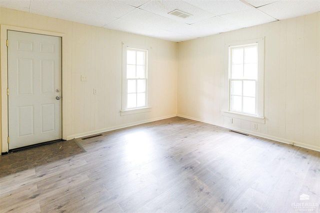 206 Ash Street, Wamego, KS 66547