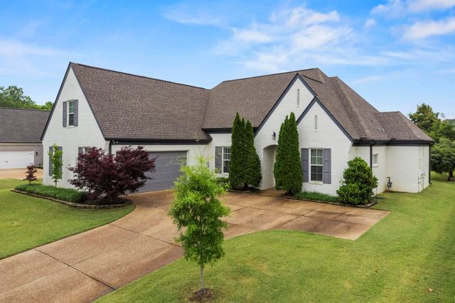 210 LINKS VIEW DR, Oakland, TN 38060