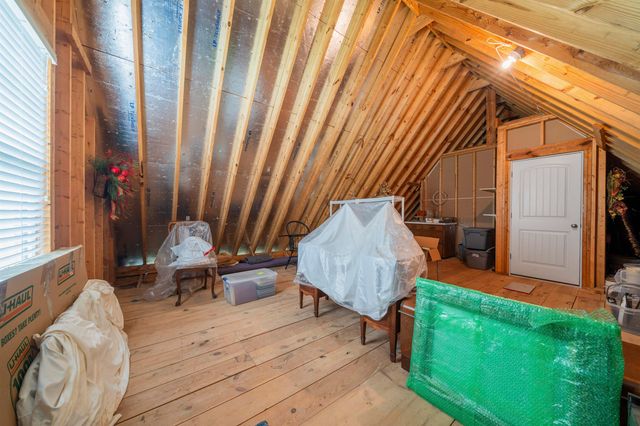 210 LINKS VIEW DR, Oakland, TN 38060