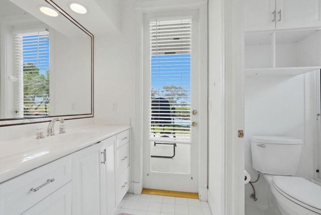 1716 NW 124th Way, Coral Springs, FL 33071