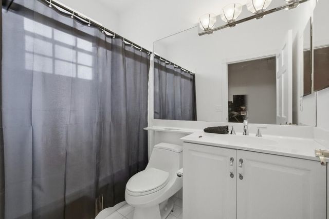 1716 NW 124th Way, Coral Springs, FL 33071