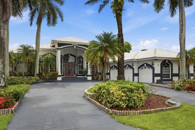 1716 NW 124th Way, Coral Springs, FL 33071
