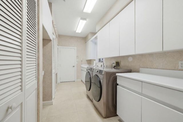 1716 NW 124th Way, Coral Springs, FL 33071