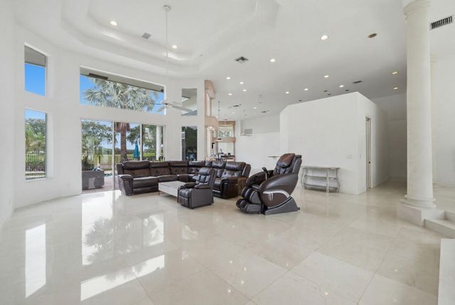 1716 NW 124th Way, Coral Springs, FL 33071