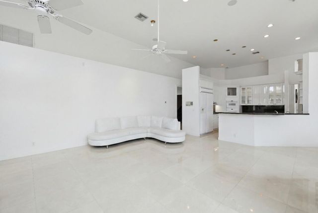 1716 NW 124th Way, Coral Springs, FL 33071