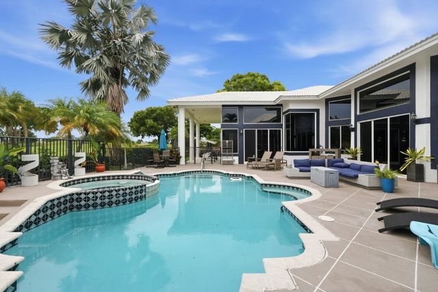 1716 NW 124th Way, Coral Springs, FL 33071