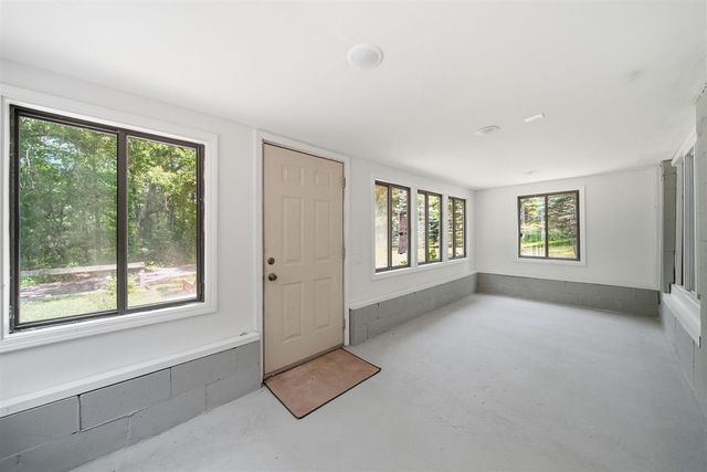 7925 Seymour Road, Grass Lake, MI 49240
