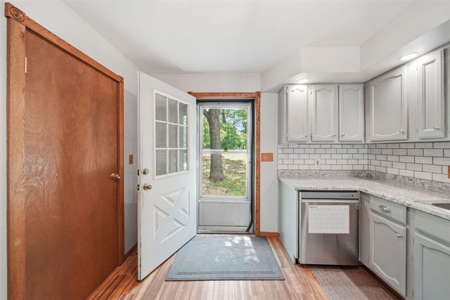 7925 Seymour Road, Grass Lake, MI 49240