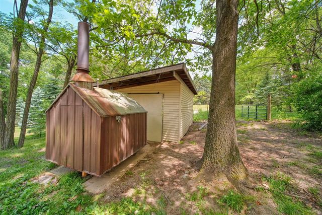 7925 Seymour Road, Grass Lake, MI 49240