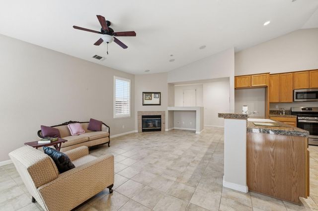 828 Boone Dr, Brentwood, CA 94513