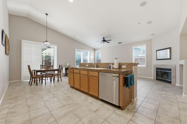 828 Boone Dr, Brentwood, CA 94513