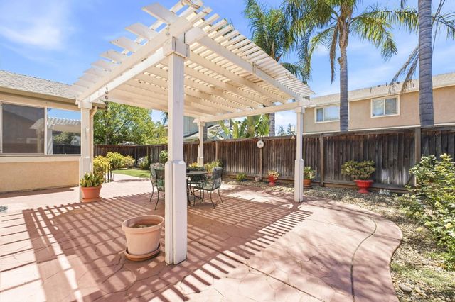828 Boone Dr, Brentwood, CA 94513