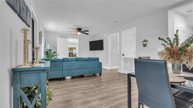 121 PENNSYLVANIA AVENUE, Palm Harbor, FL 34683