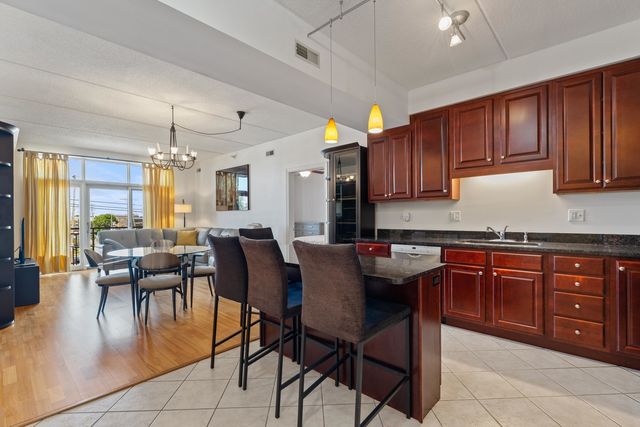4330 N Neva Avenue 305, Norridge, IL 60706