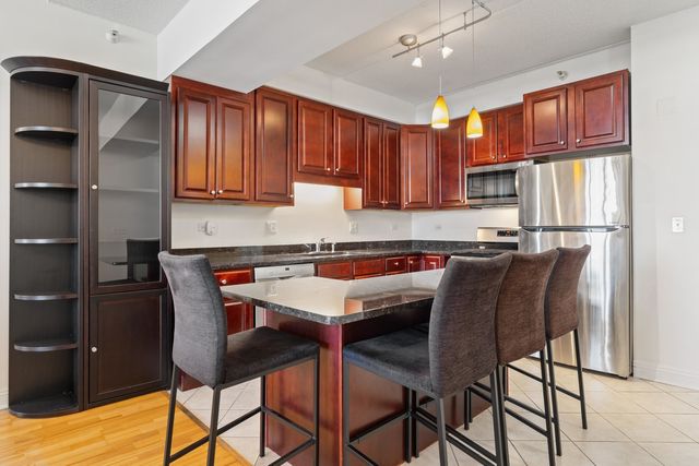 4330 N Neva Avenue 305, Norridge, IL 60706
