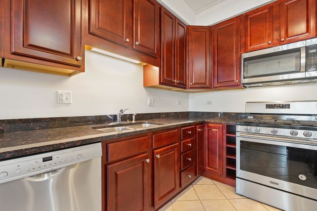 4330 N Neva Avenue 305, Norridge, IL 60706