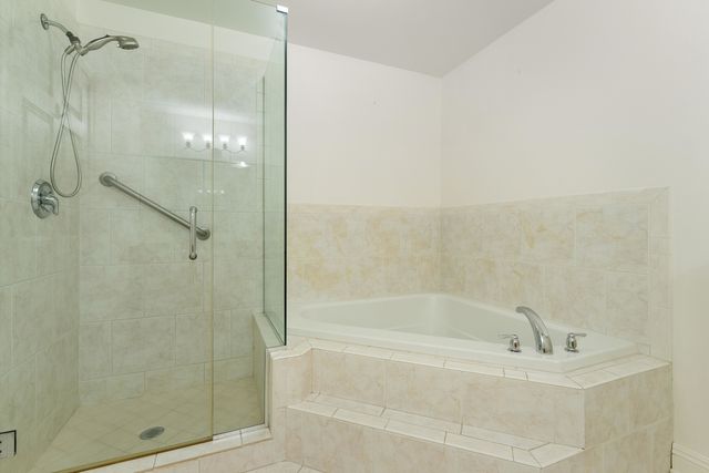 4330 N Neva Avenue 305, Norridge, IL 60706