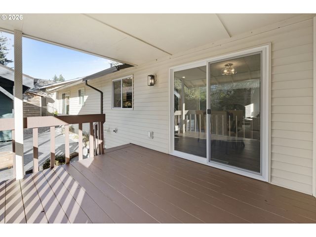 15350 Se LINDEN Ln, Milwaukie, OR 97267