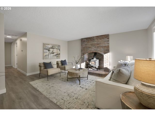 15350 Se LINDEN Ln, Milwaukie, OR 97267