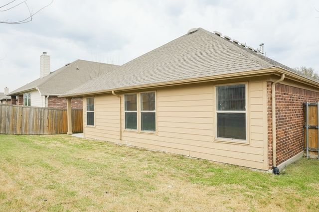 413 Hackberry Drive, Fate, TX 75087