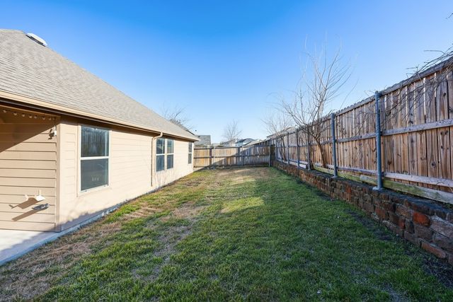 413 Hackberry Drive, Fate, TX 75087