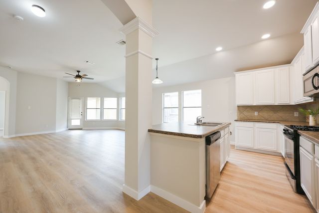 413 Hackberry Drive, Fate, TX 75087