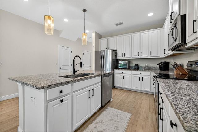 8128 MUDDY PINES PLACE, Tampa, FL 33635