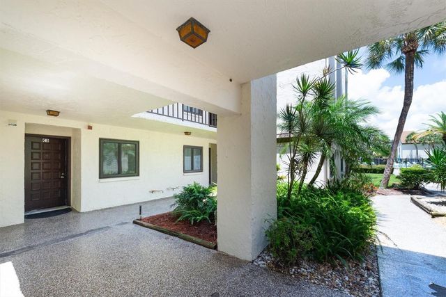 2209 BELLEAIR ROAD C3, Clearwater, FL 33764