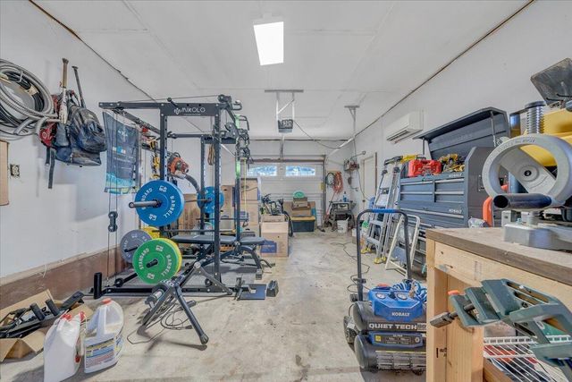 29 Corbett ST, Salem, VA 24153