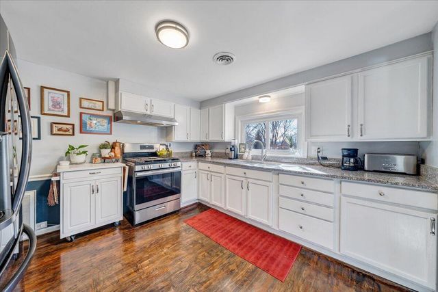 29 Corbett ST, Salem, VA 24153