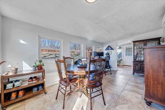 29 Corbett ST, Salem, VA 24153