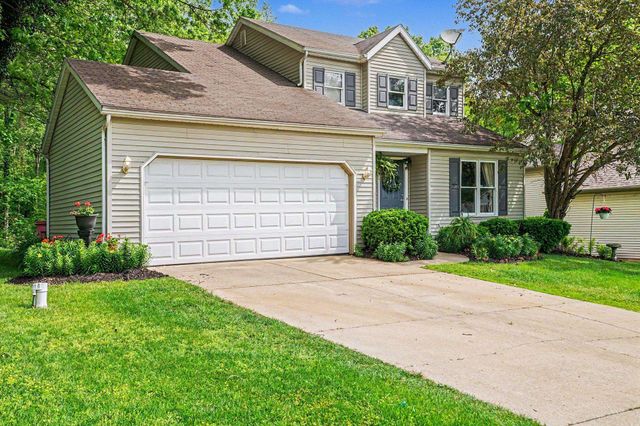 26551 Hampton Woods Drive, Elkhart, IN 46514
